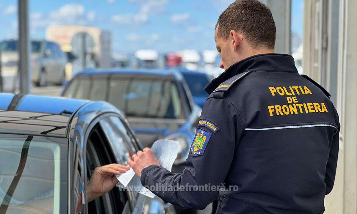 Un sârb a oferit 200 de euro mită unui polițist de frontieră pentru a intra în România. Cum a reacționat agentul