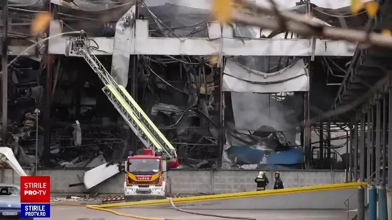 3 oameni au fost uciși în Ucraina, inclusiv un salvator, în atacurile Rusiei cu rachete. 10 răniţi şi incendii la Kiev