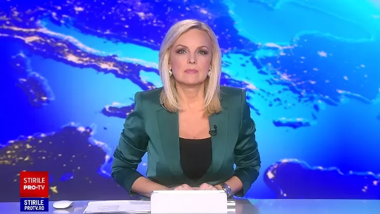 O șalupă de agrement s-a izbit de barje în portul Galați. Un bărbat a ajuns în stare gravă la spital