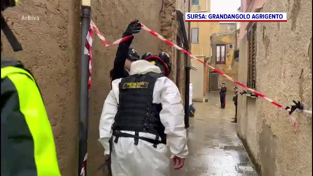 Trei români au furat mii de colete în Italia, cu aparatură scumpă pentru clienți din toată Europa. Cum s-au dat de gol