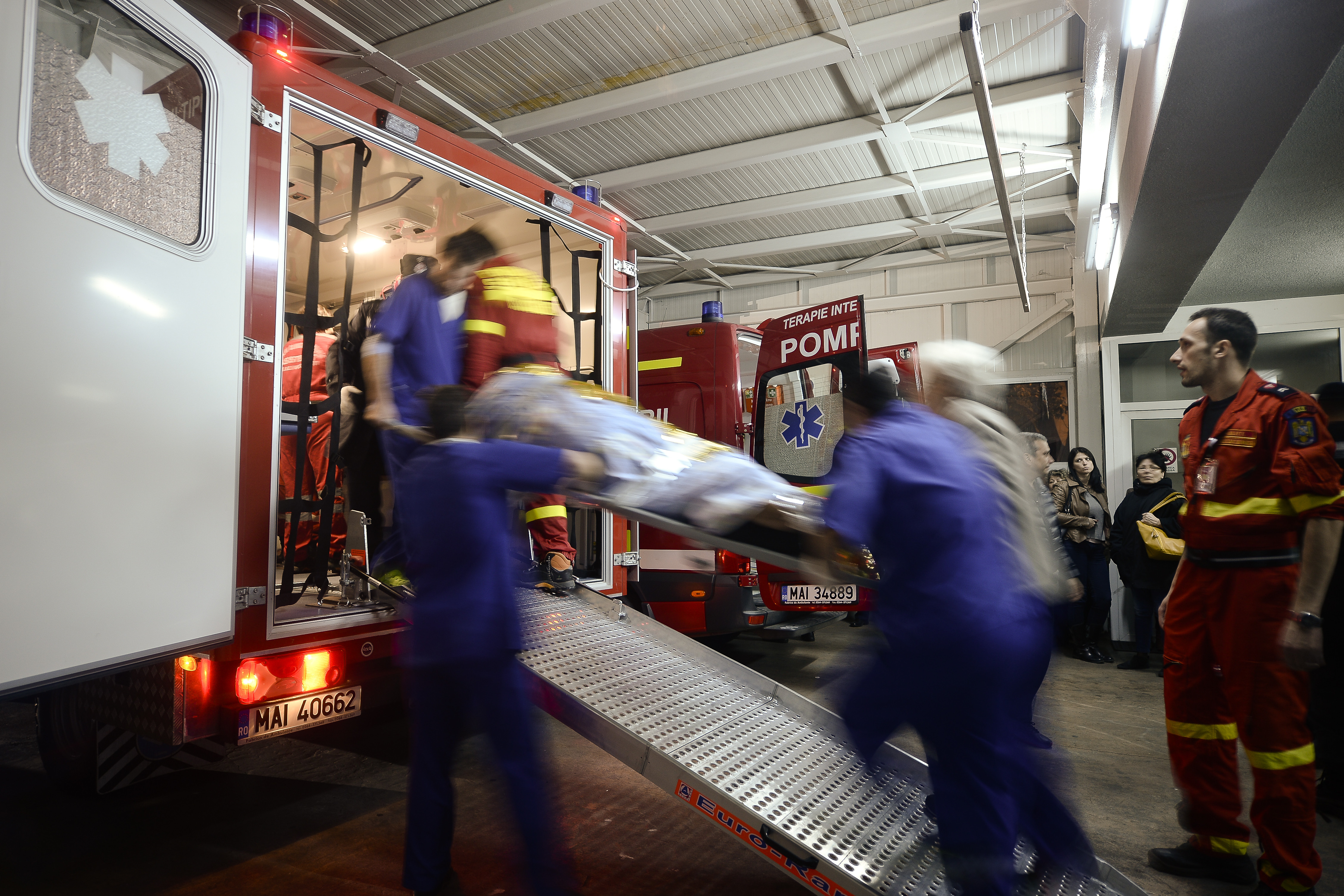 Mesajul transmis de Ministrul Sănătății la 10 ani de la tragedia din Colectiv. „O rușine grea, pentru nepăsare și indolențǎ”