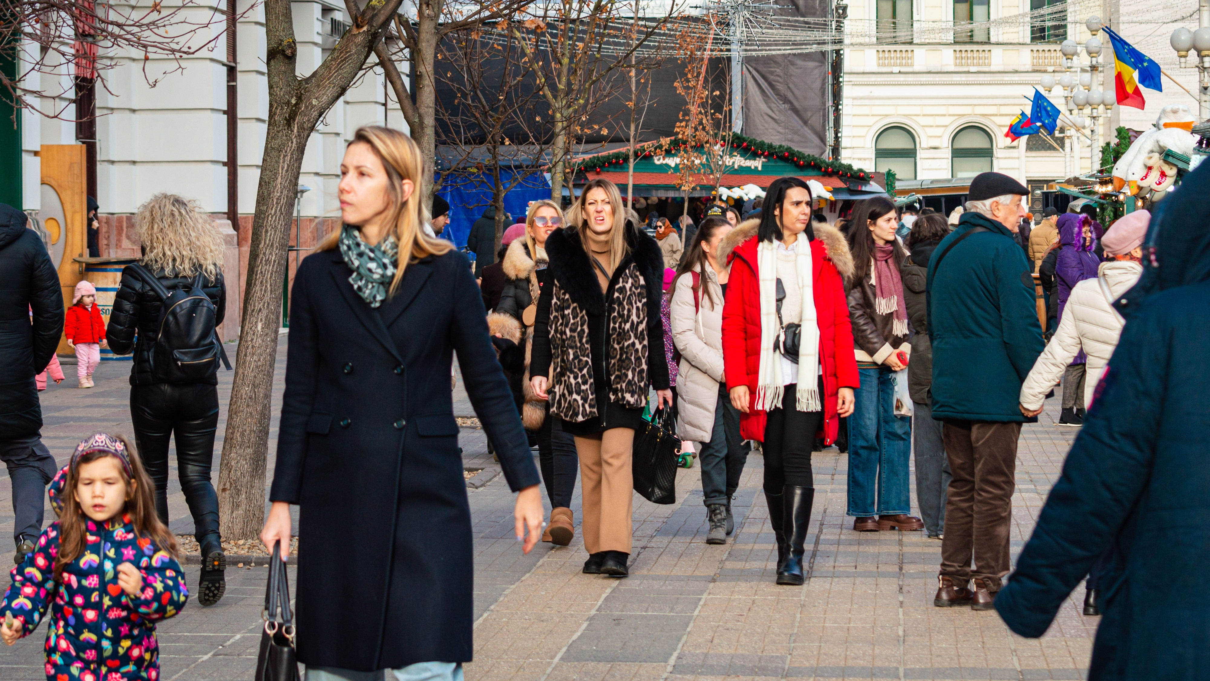 Scumpirile la energie, puse pe seama Guvernului de 43% dintre români. Alți 27% cred că motivul e goana firmelor după profit