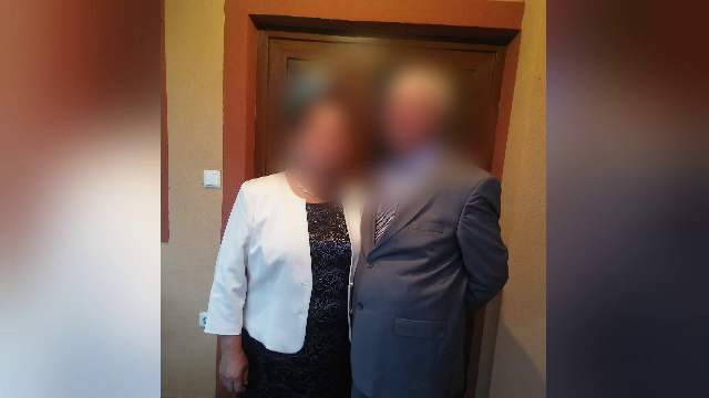 Crimă urmată de sinucidere, în Bacău. După ce și-a înjunghiat soția, bărbatul a sunat-o pe cumnata lui și a mărturisit fapta