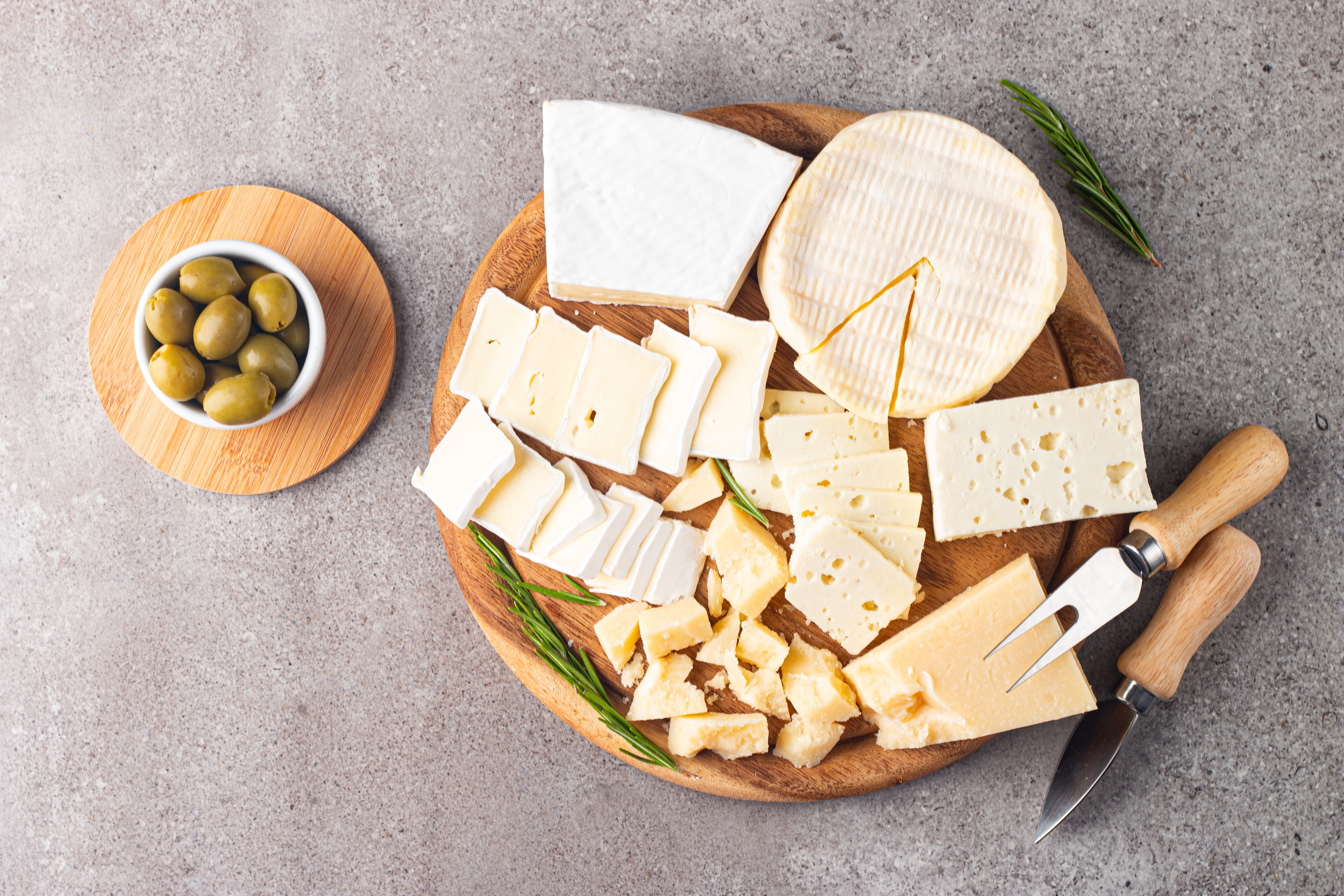 branzeturi cu mucegai