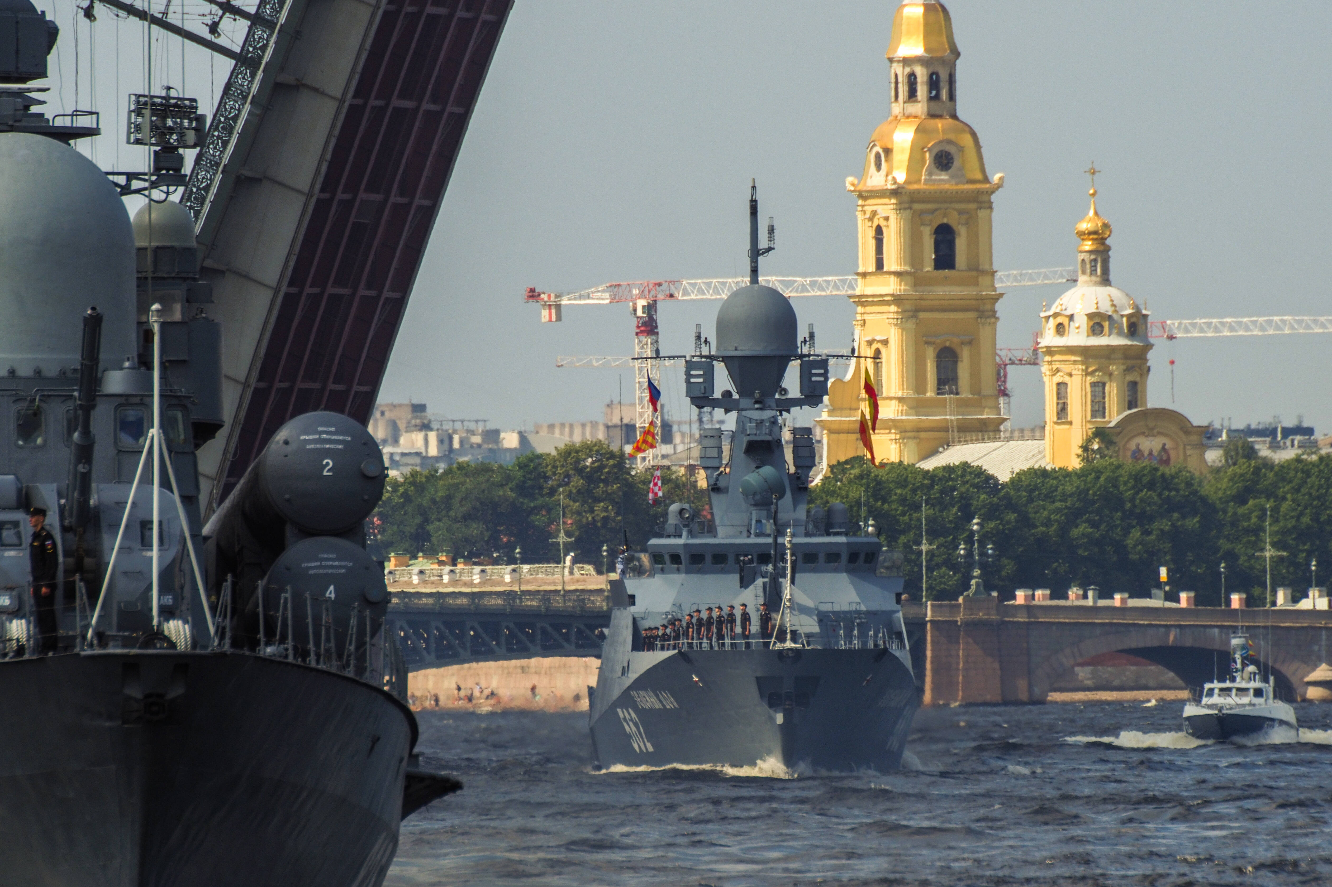 Ofițer de marină rusă, predat în Lituania pentru proces. Militarul de rang înalt organizase un „lagăr”