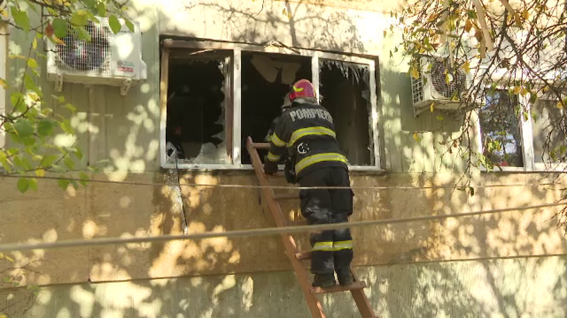 Cauza exploziei din blocul din Timișoara, care a băgat un bărbat în spital și a panicat zeci de locatari. „Nu este gaz”