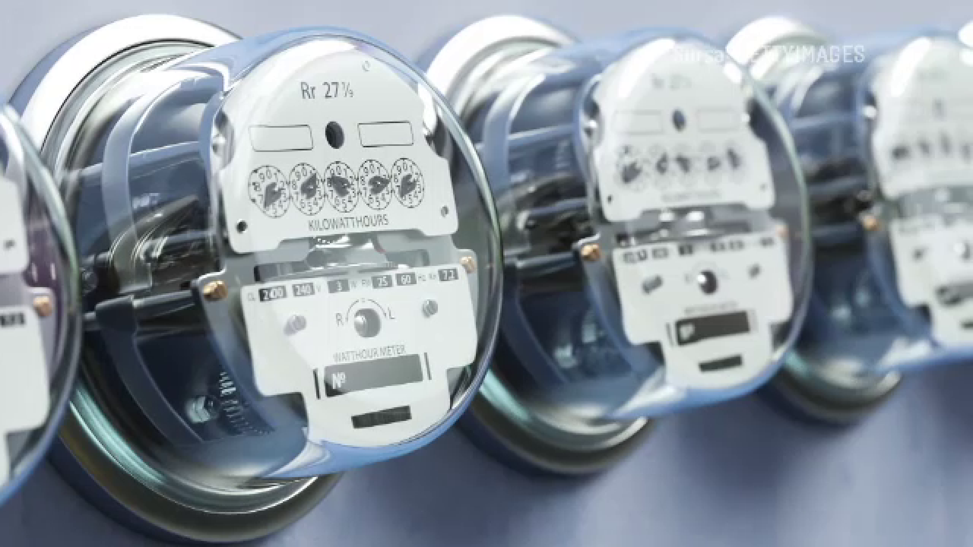 Cât va achita în plus la factură un român care consumă 200 de kilowați-oră pe lună, după scumpirea de la 1 noiembrie