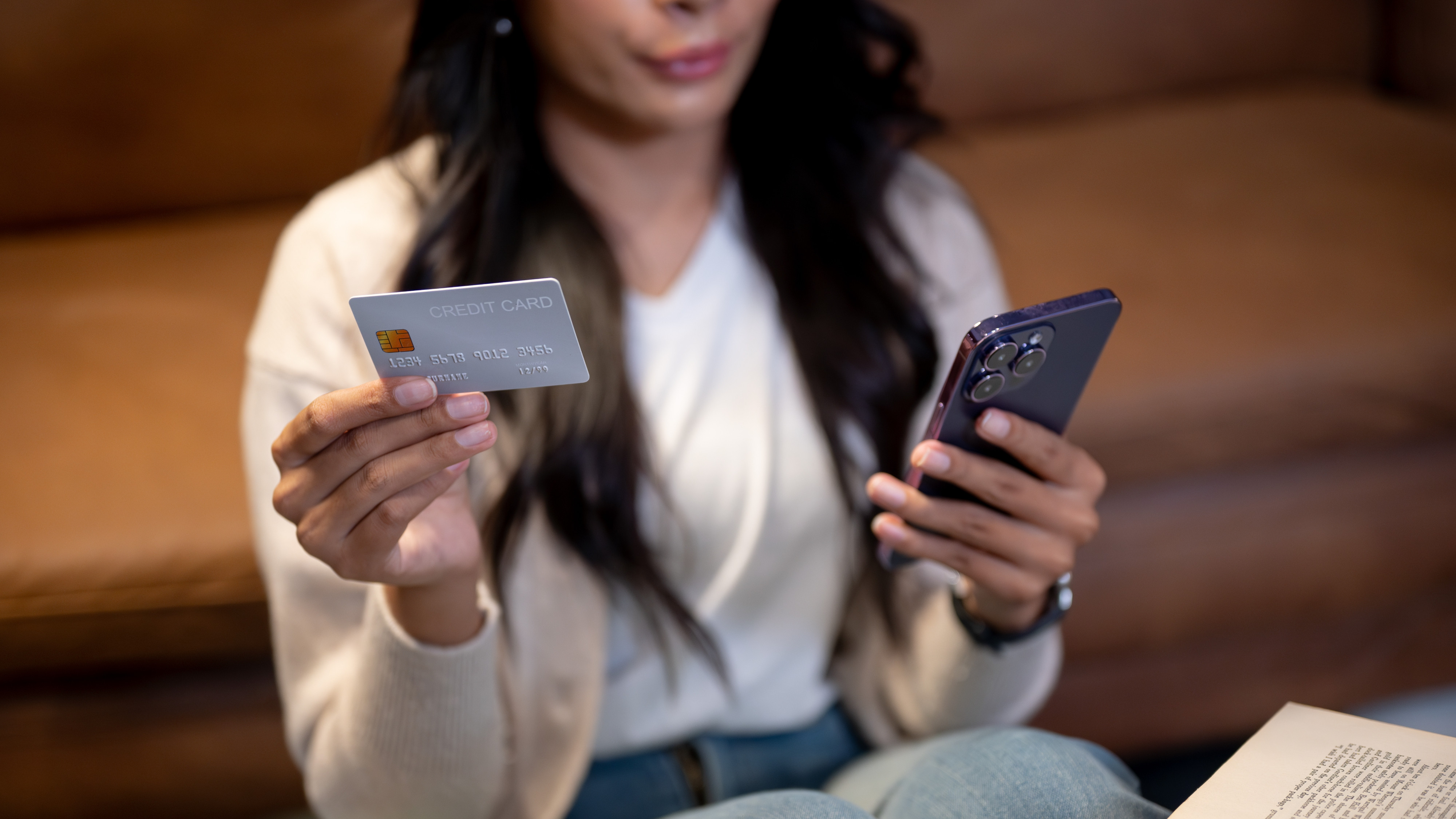 Băncile se bat în oferte de Black Friday. Dobânzi reduse, carduri fără comisioane și premii