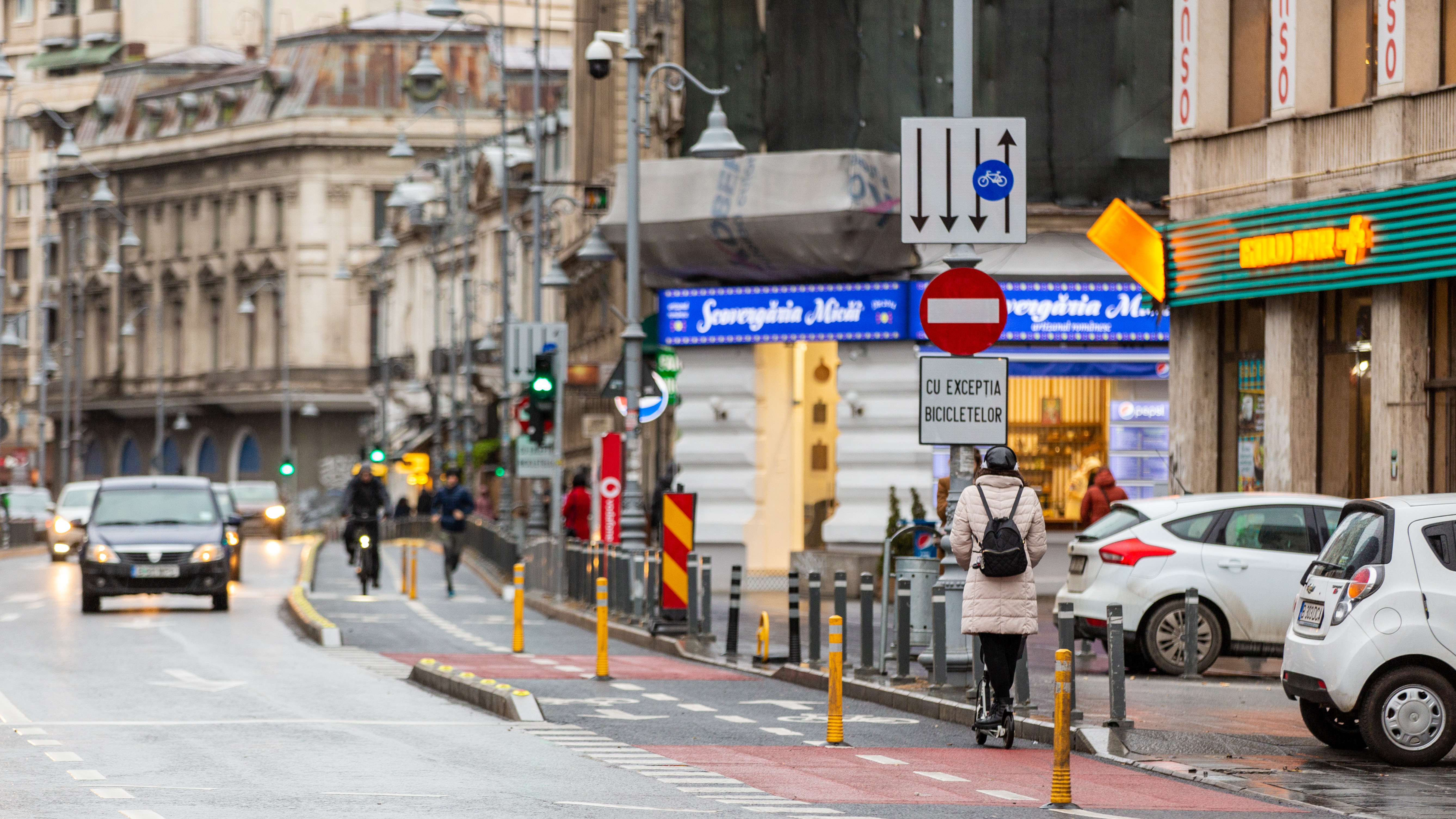 Eurostat: Capitala României, regiunea cu cea mai redusă pondere a persoanelor aflate în risc de sărăcie din întreaga UE