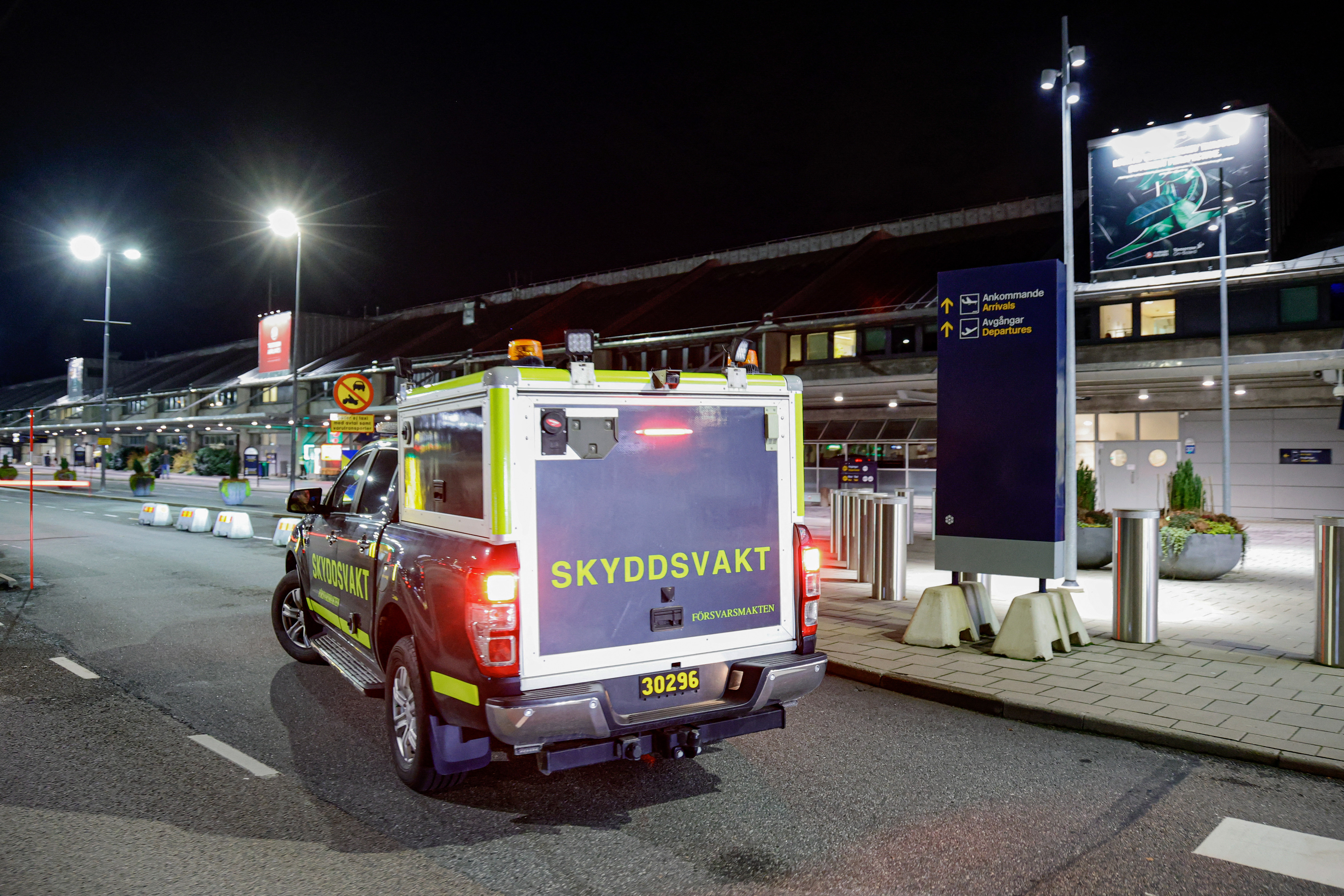 Zboruri suspendate în Suedia și Belgia din cauza dronelor. Traficul aerian a fost afectat temporar