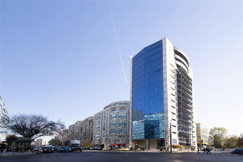 (P) Intesa Sanpaolo Bank România, mesaj adresat clienților transferați de la First Bank