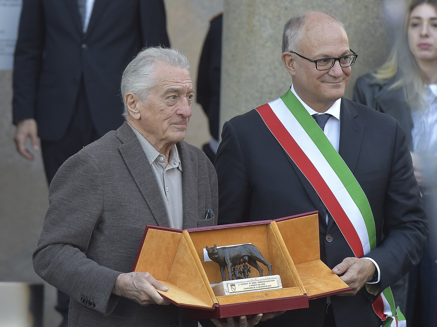 Papa Leon al XIV-lea l-a primit pe Robert De Niro la Vatican. „Familia mea are origini italiene"