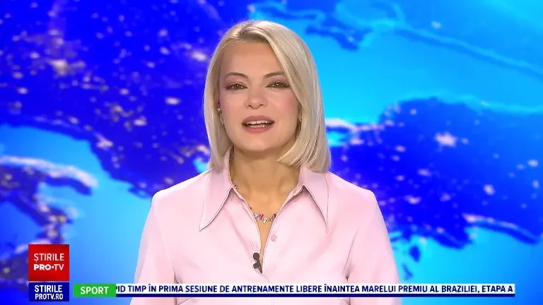 A început Festivalul Nostalgia, pe muzica anilor 80 sau 90. ”Vreau să-i mulțumesc mamei mele că m-a nascut în 1980”