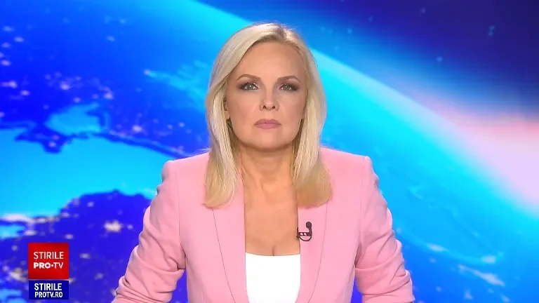 Apartament mistuit de flăcări, într-un bloc din Craiova. Doi câini nu au putut fi salvați. VIDEO