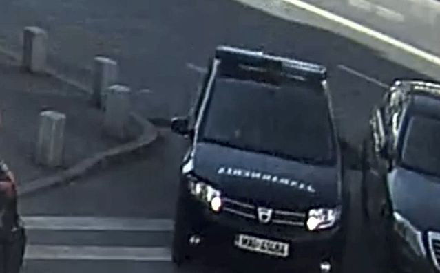 jandarm masina zgariata