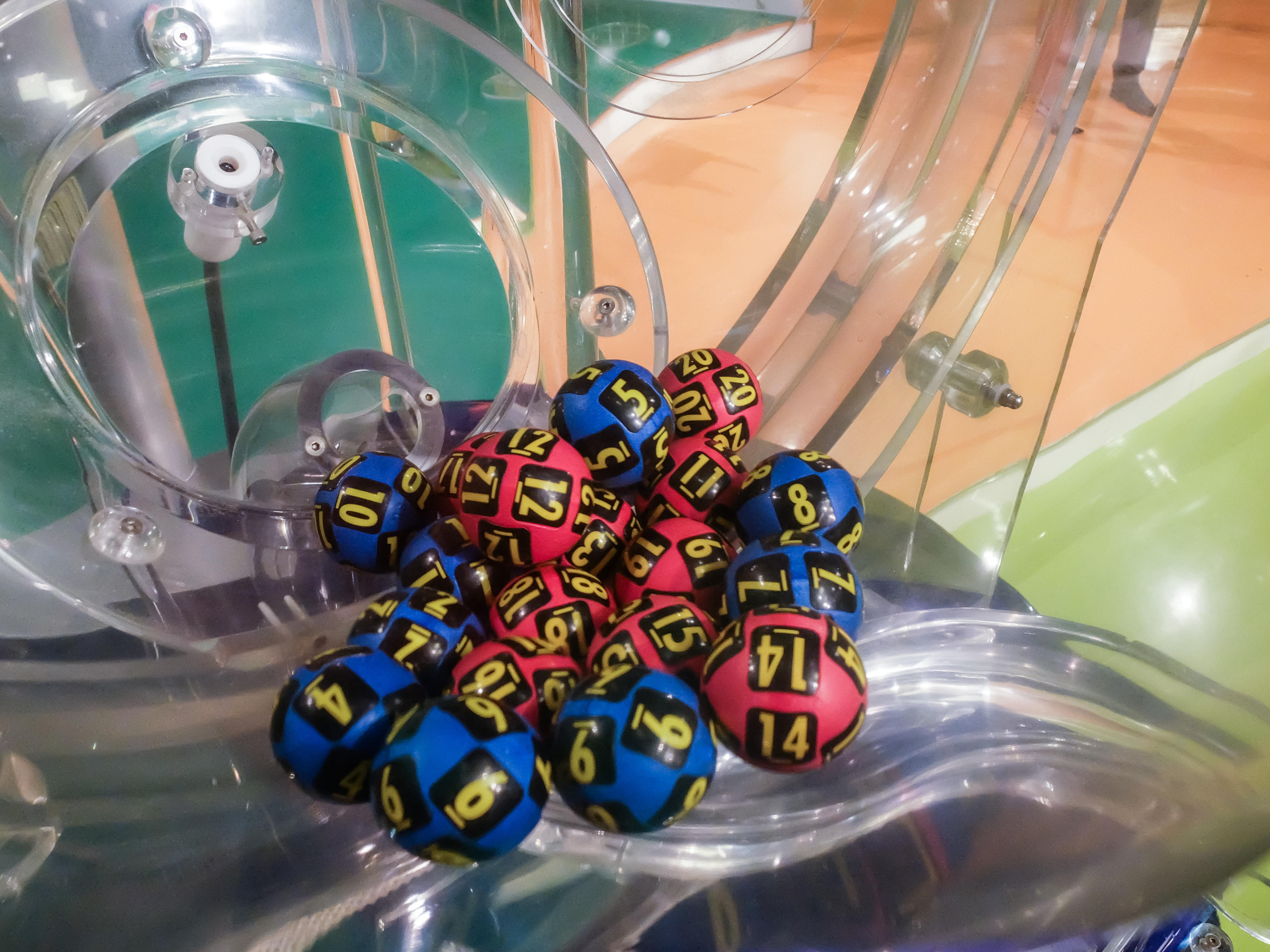 Rezultate Loto 6/49, Loto 5/40 și Joker, joi, 8 ianuarie 2026. Care sunt numerele extrase