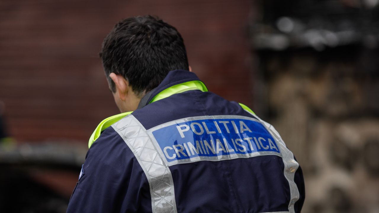 Cadru militar găsit mort într-o unitate IGSU din Mizil, cu plagă prin împușcare