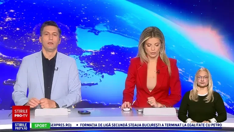 Poliția și RAR-ul, razie nocturnă într-o parcare din Capitală. Zeci de certificate de înmatriculare și seturi de plăcuțe, reținute