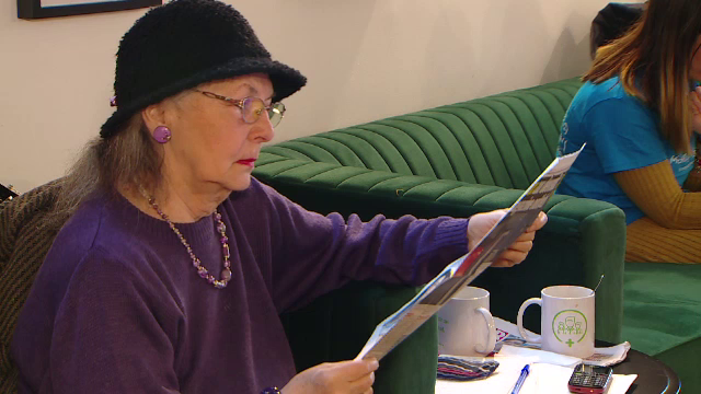 Pensia vine la pachet cu singurătatea pentru mulți dintre vârstnici: „Sunt dați la o parte”. Cum s-ar putea remedia situația