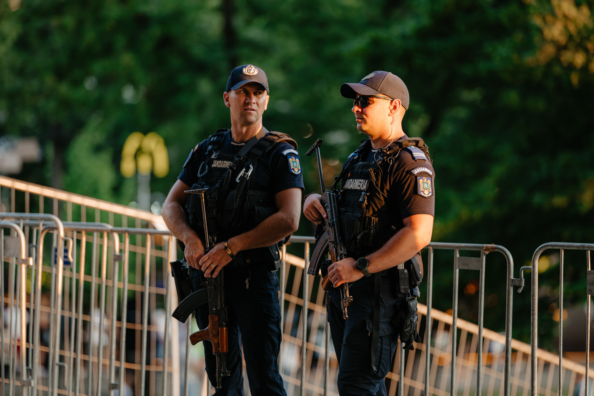 Peste jumătate dintre jandarmi au misiunea oficială de a păzi „obiective”. Schimbarea majoră propusă de șeful MAI