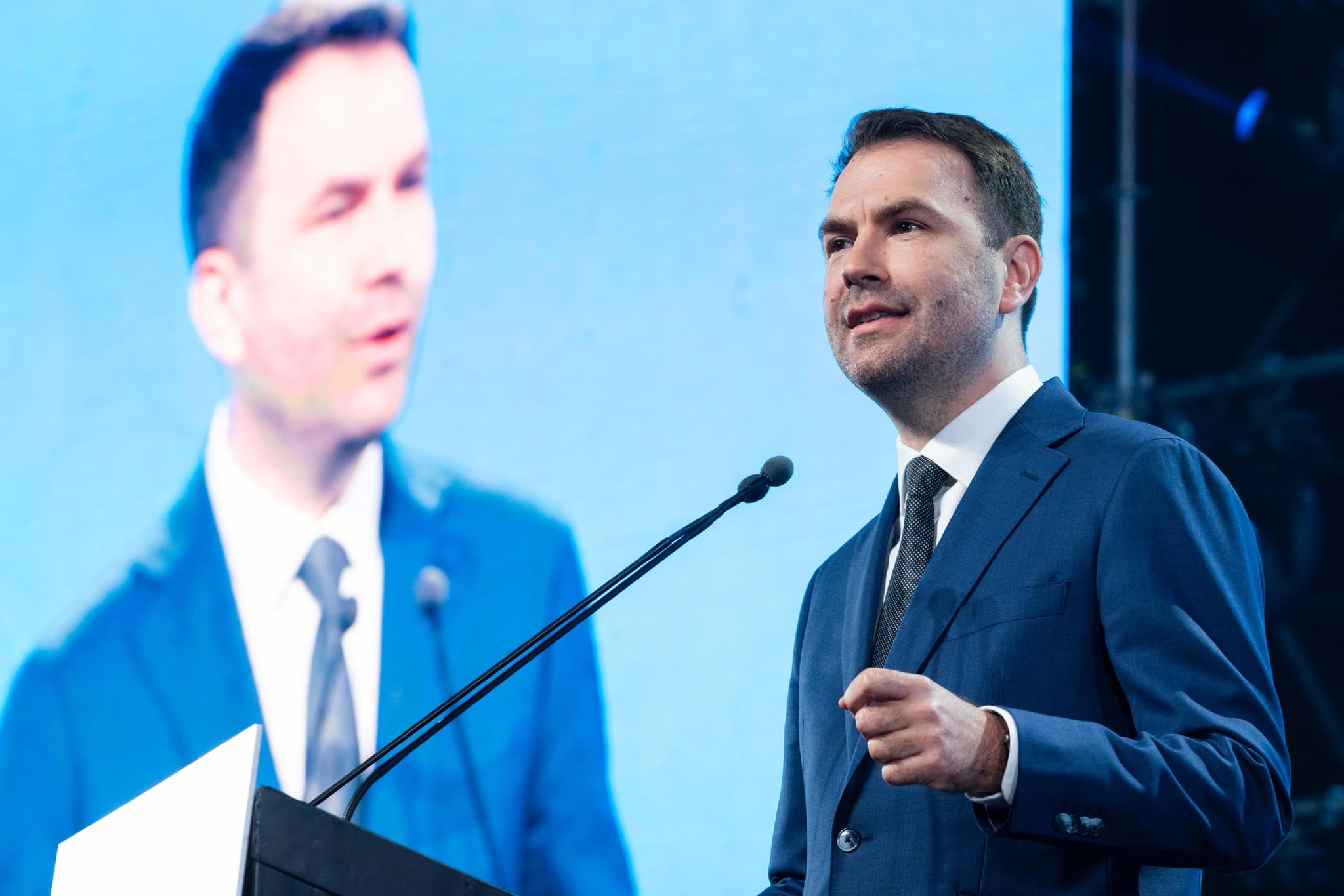 Drulă contestă ultimul sondaj: „E exagerat tactic de PNL. Cercetările noastre arată bazine aproape egale”