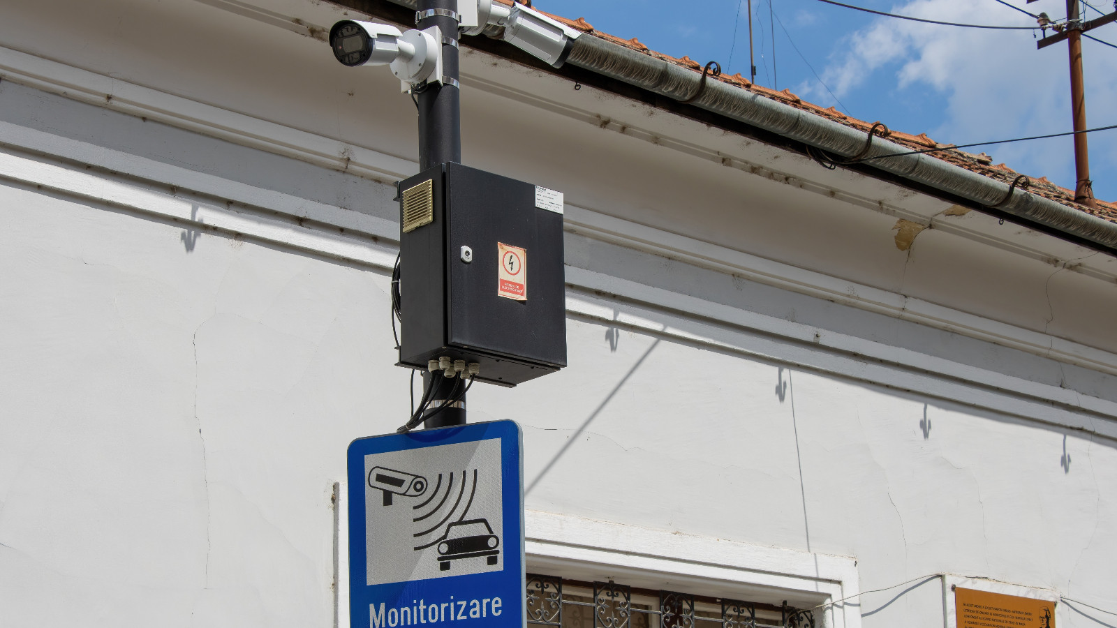 Predoiu anunță extinderea sistemului de monitorizare rutieră. Se vor colecta imaginile de pe camere și cele trimise de șoferi