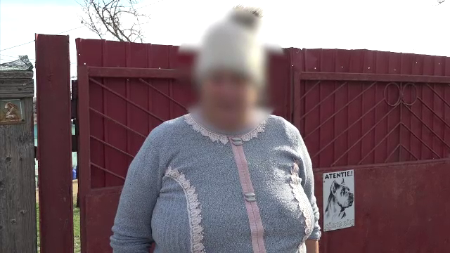 O femeie din Vaslui a fost atacată cu toporul de iubitul ei cu 16 ani mai tânăr: „A spus că îmi rupe picioarele”