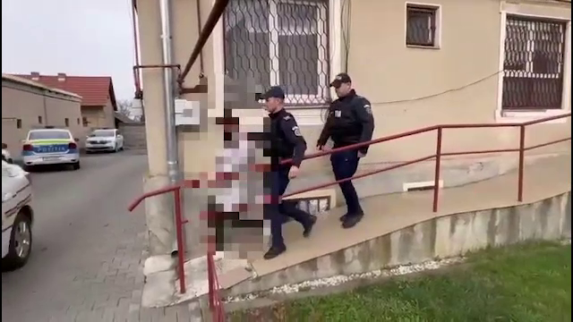 Tânără din județul Alba, hărțuită și amenințată cu moartea pe stradă de un bărbat. Nu a fost pentru prima dată