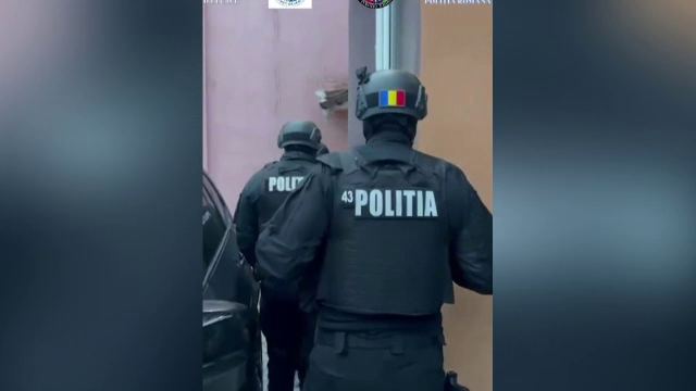 Percheziții DIICOT în Arad într-un dosar privind traficul cu deșeuri toxice coordonat de autoritățile din Franța