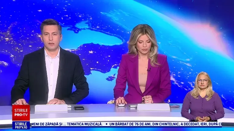 Tragedie în Caraș-Severin: un bătrân a murit, iar o femeie a fost rănită grav după ce un autoturism a lovit un camion