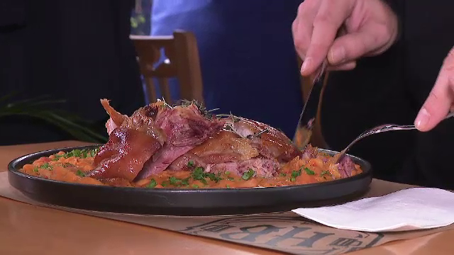 Secretul unui bucătar pentru cea mai bună fasole cu ciolan. Ce pune în apă