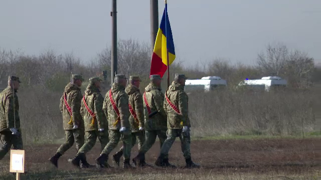 Repetiții intense pentru parada de 1 Decembrie. Tunuri, tancuri și peste 3.000 de militari fac spectacol de Ziua Națională