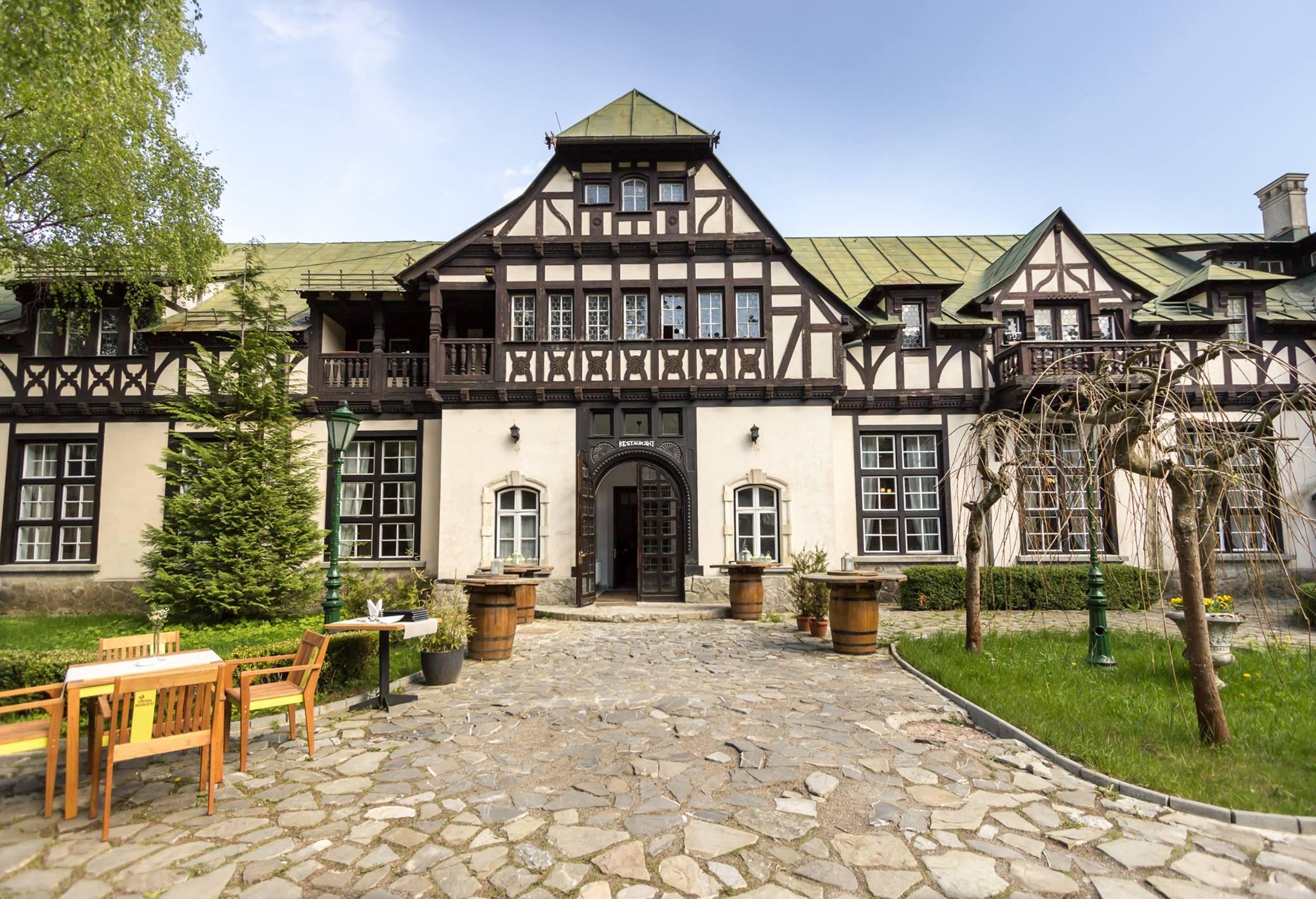 O clădire istorică, scoasă la vânzare de Familia Regală. Imobilul, ofertat deja cu aproape 4 milioane de euro