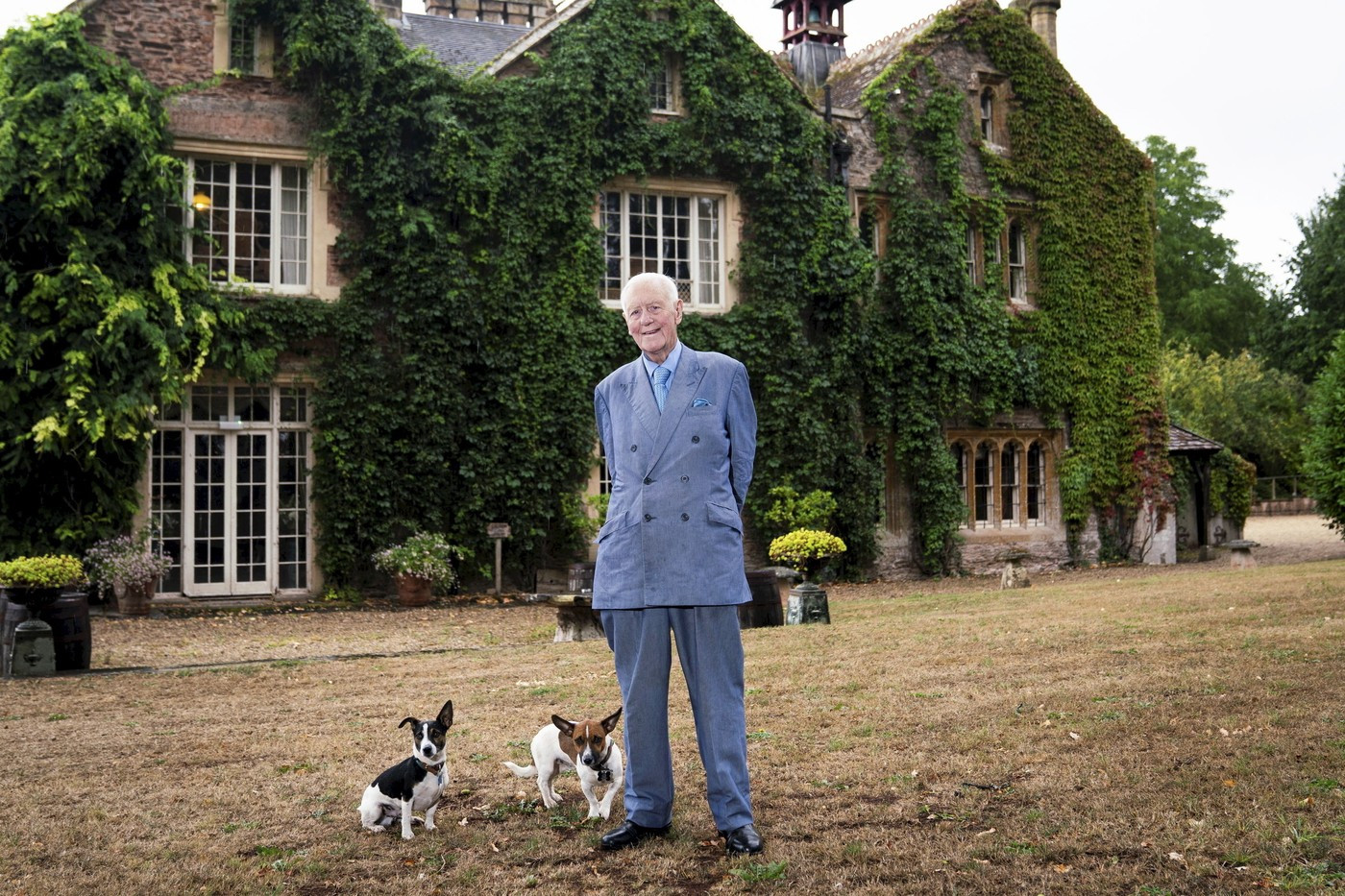 Un aristocrat britanic a lansat un apel public pentru a-și găsi o soție. Oferă 50.000 de lire pe an candidatei ideale