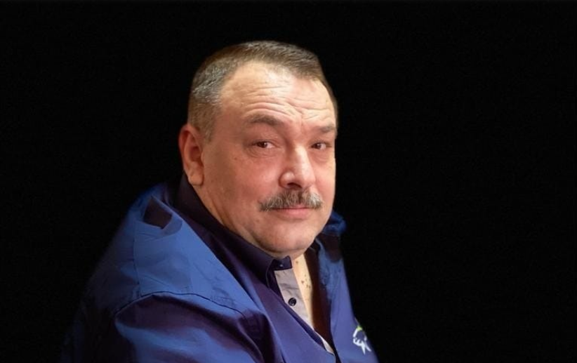 Primarul comunei Gogoșu, Mehedinți, a murit subit în urma unui infarct, în timp ce se afla în mașină, ca pasager