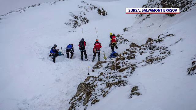 Cine este tânărul căutat de mai multe zile în Bucegi, după ce a anunțat că este epuizat și în hipotermie. Părinții nu știau