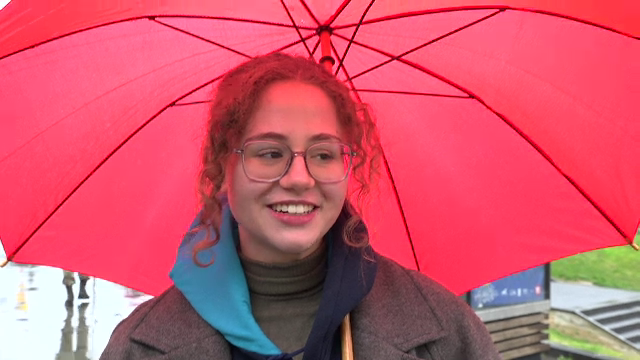 Reacția unei tinere din Brazilia la repetițiile paradei de Ziua Națională. „Limba română e superbă”