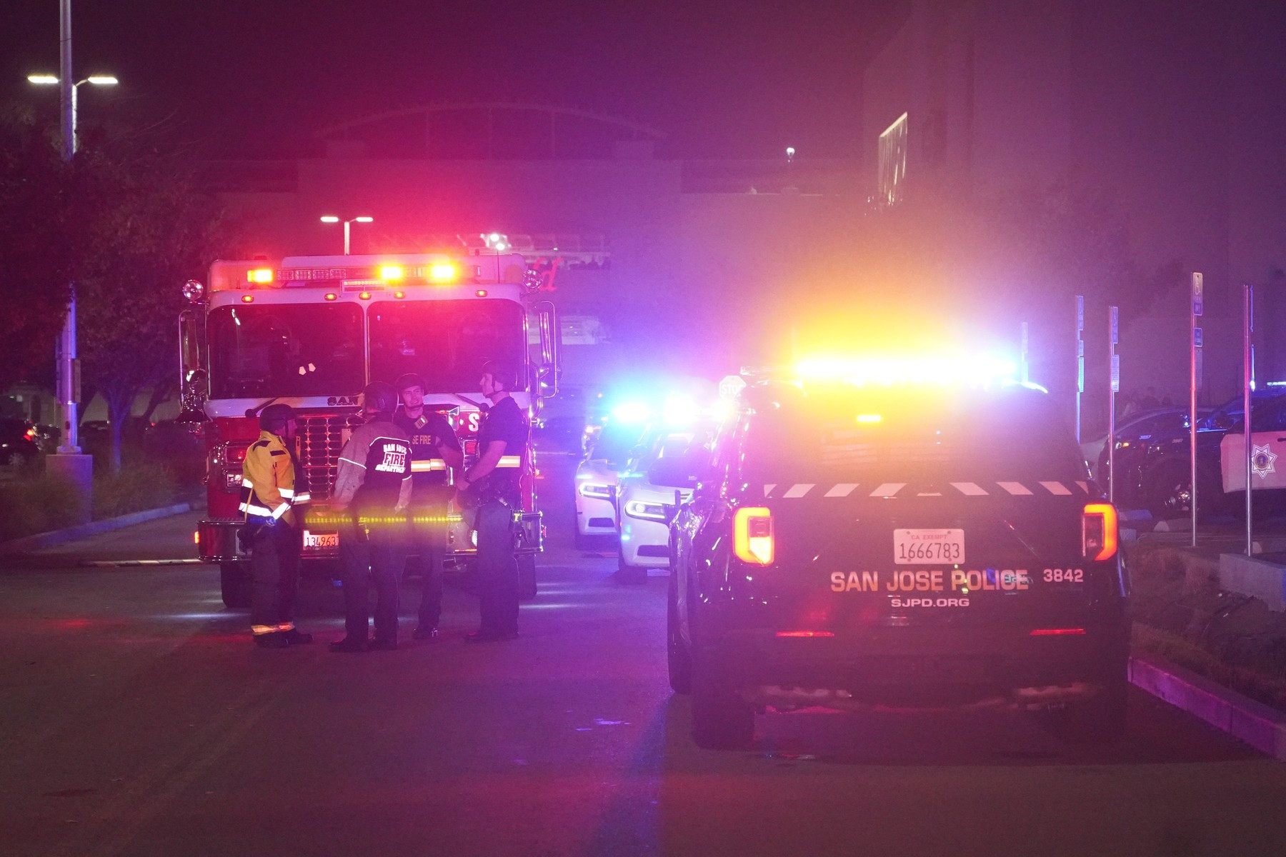 Încă un atac armat șochează America. O petrecere de copii din California s-a transformat într-o tragedie. Sunt patru morți