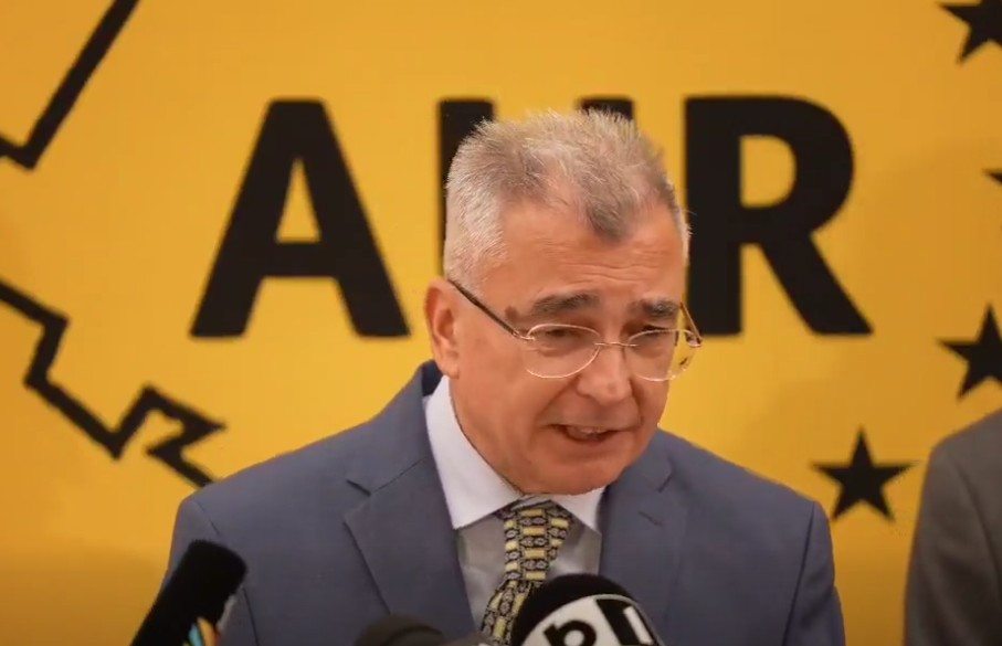 AUR pregătește o moțiune de cenzură pentru demiterea Guvernului Bolojan, din cauza ”modului haotic de creștere a taxelor”