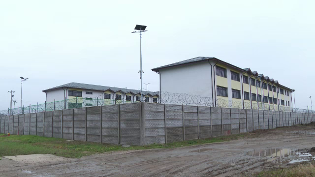 Georgianul periculos evadat din Arad este căutat de patru zile. A dispărut în ciuda monitorizării SRI