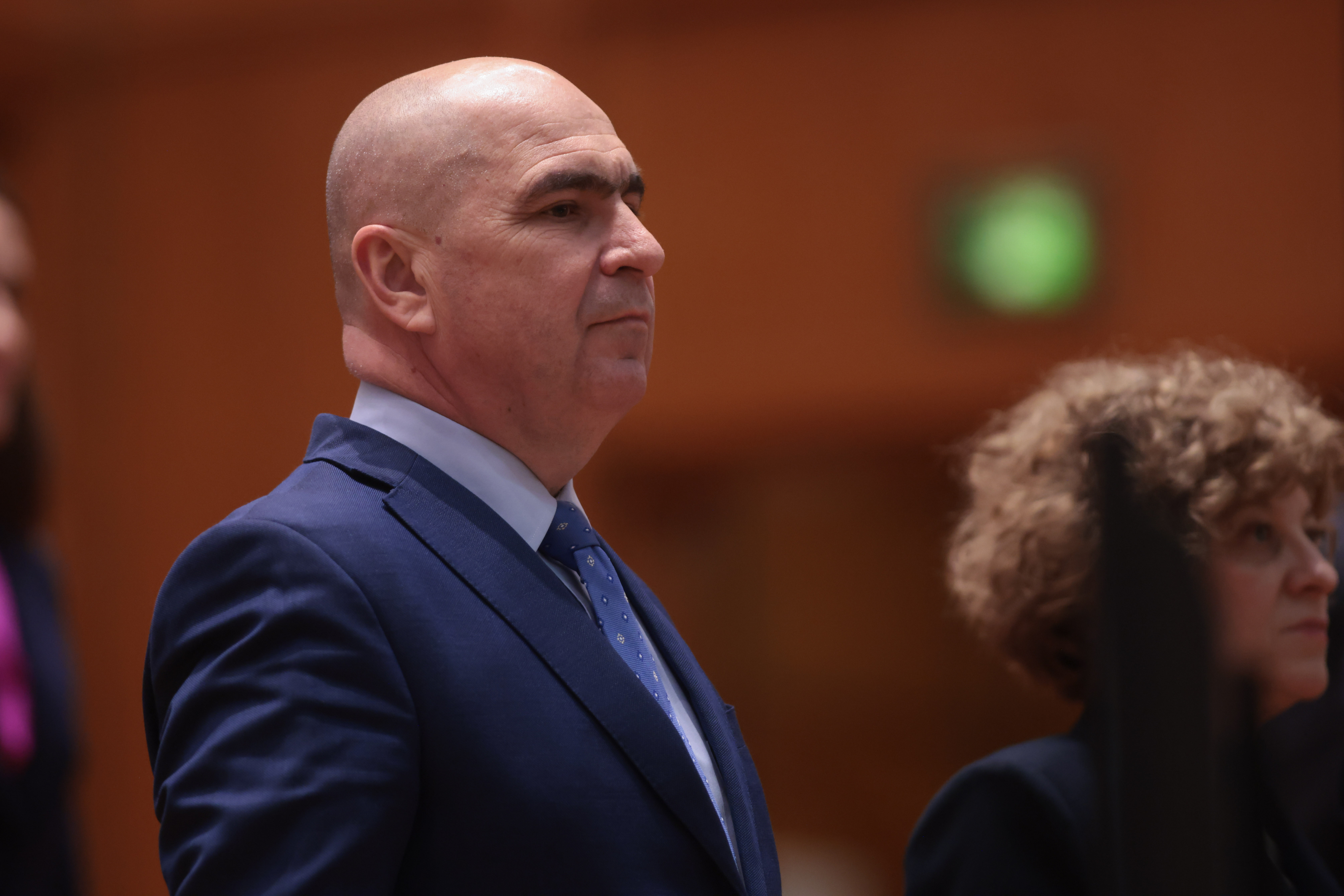 Moțiunea de cenzură împotriva Guvernului Bolojan, prezentată luni în Parlament. Dezbaterea și votul, pe 15 decembrie