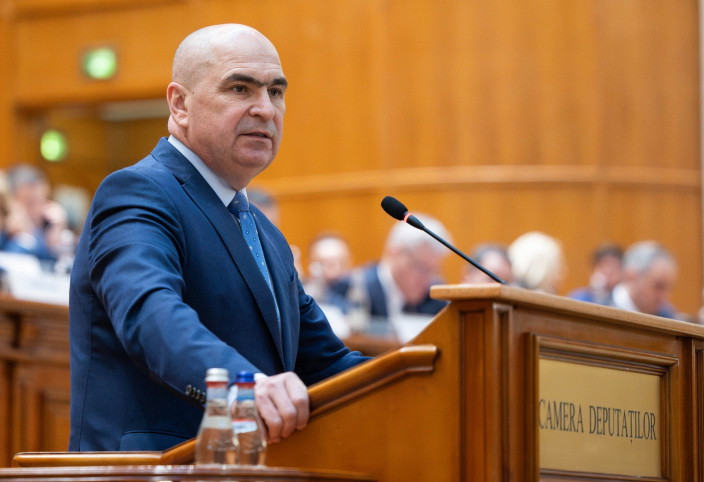 Moțiunea de cenzură ”România nu este de vânzare” a fost depusă în Parlament. Este puțin probabil să fie adoptată