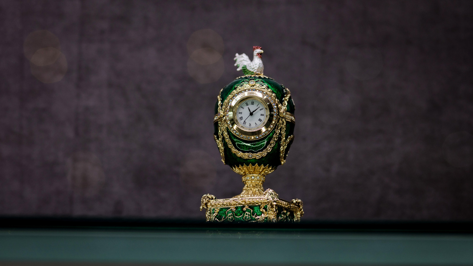 Oul Fabergé înghițit de un hoț a fost recuperat. Suspectul rămâne în custodia poliției