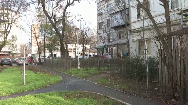 Crimă înfiorătoare în Galați. Un bătrân de 70 de ani a înfipt cuțitul într-un vecin, sub privirile soției victimei