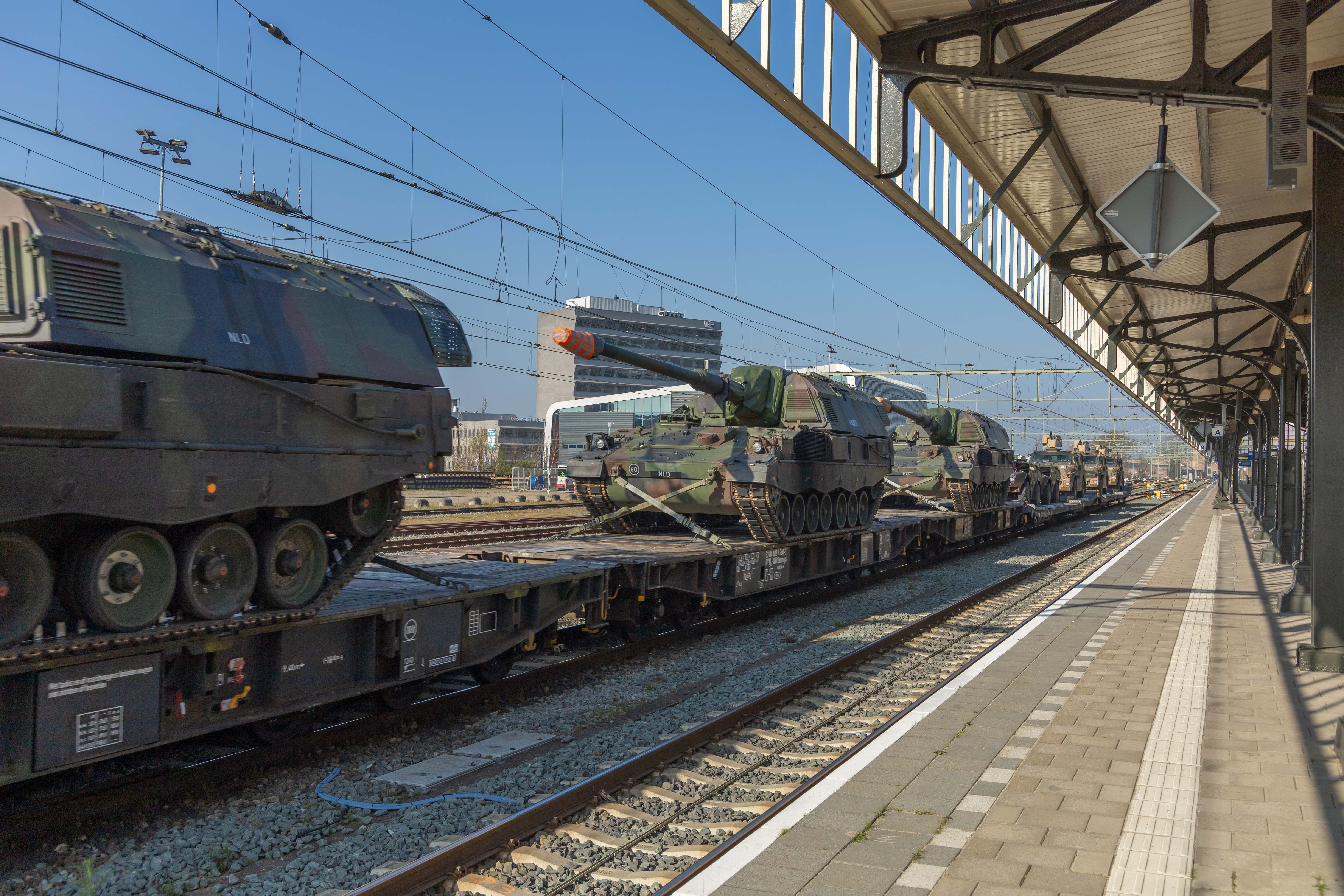 SUA cer Europei să-și asigure propria apărare până în 2027. Oficialii europeni consideră termenul nerealist