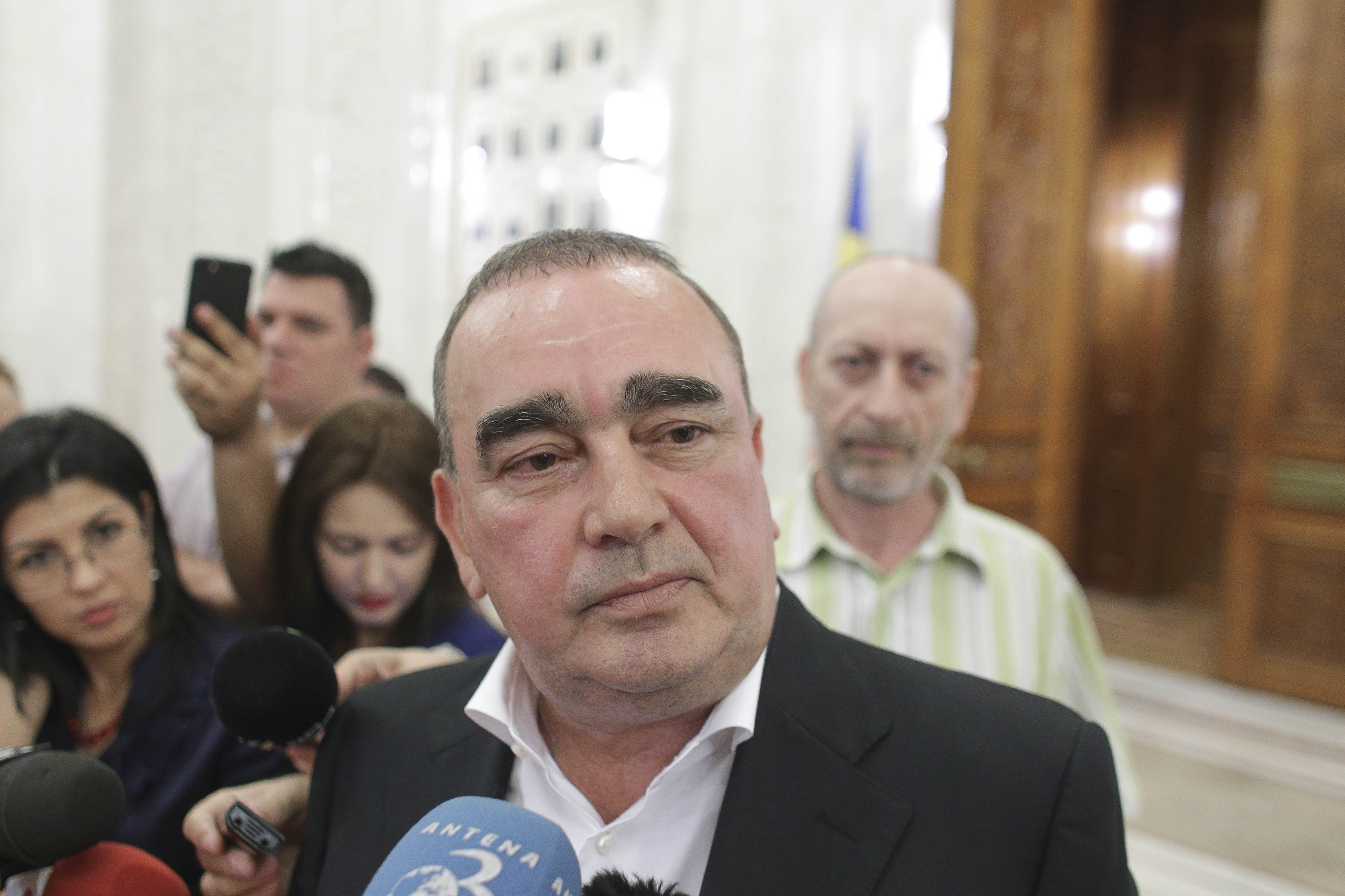 CNSAS: Gheorghe Neţoiu, candidat la Primăria Capitalei, a fost cadru al Securităţii comuniste