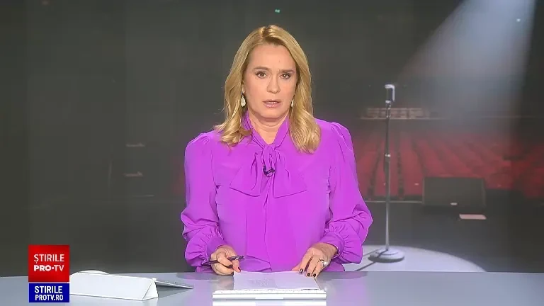 Artan a fost înmormântat. Zeci de coroane și buchete de flori au fost depuse la intrarea in biserică