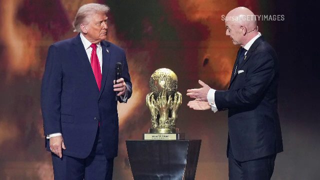 FIFA i-a acordat lui Donald Trump un premiu pentru pace, în timp ce președintele SUA amenință cu bombardarea Venezuelei