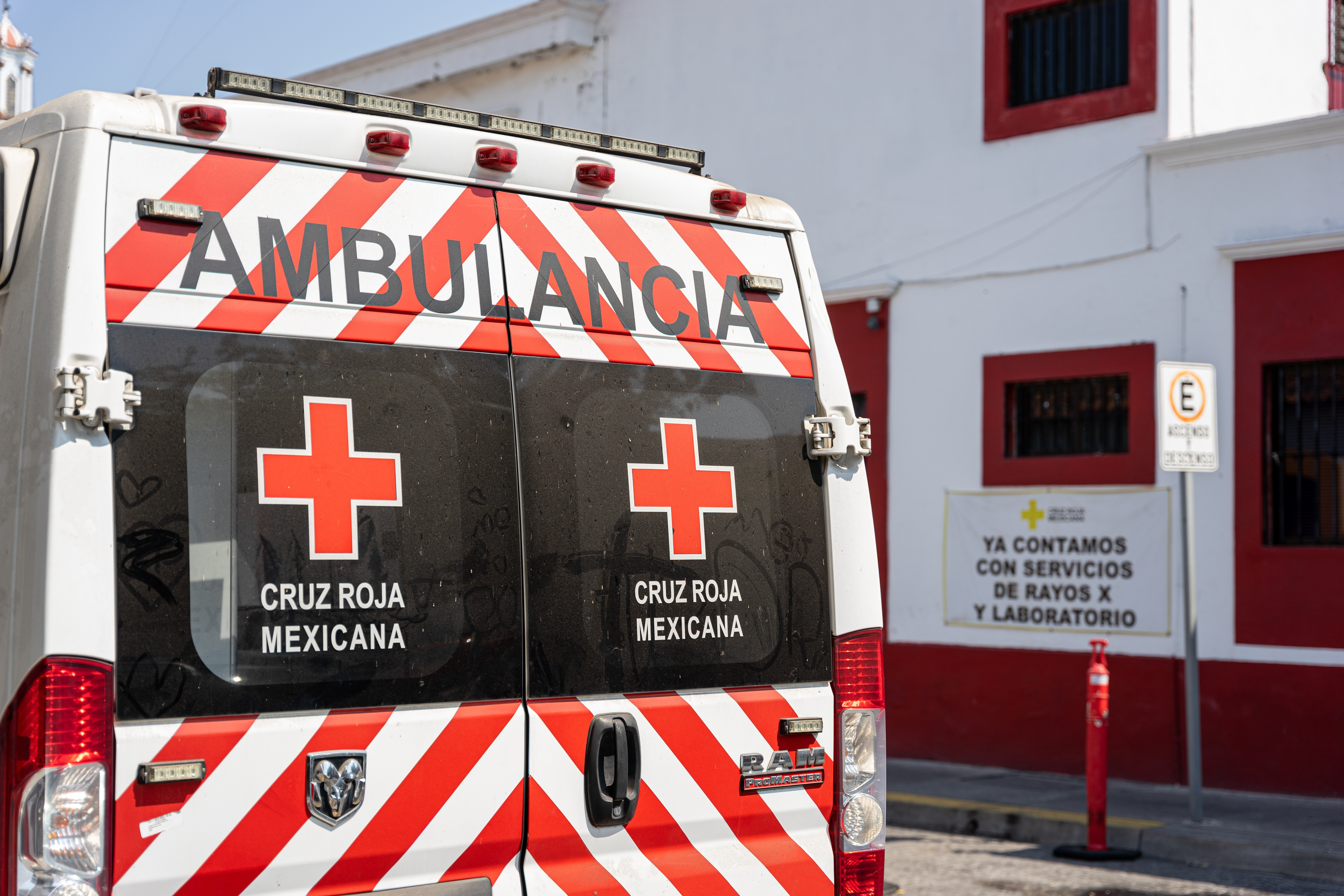 O maşină-capcană a explodat în Michoacan. Cinci oameni au murit în atacul neaşteptat