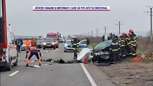 Accident grav în Vaslui. Un șofer a murit, iar soția lui a fost rănită după un impact în lanț cu patru mașini